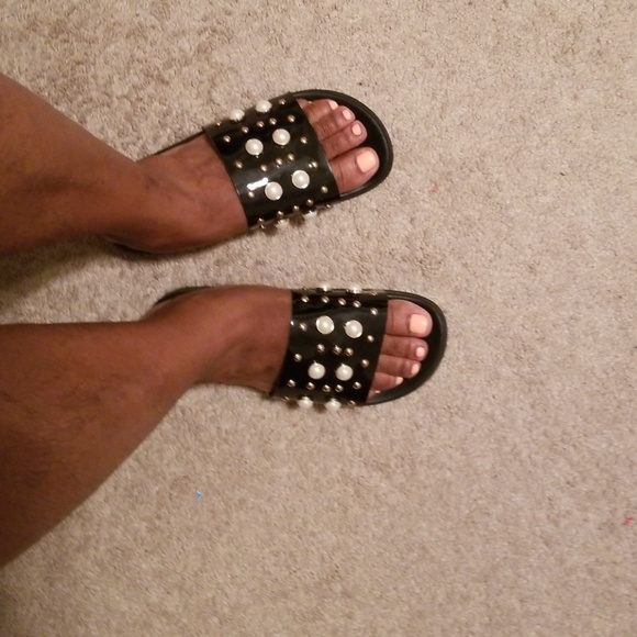 Slides - Picture 3 of 4